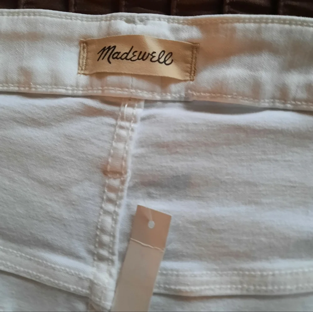 Madewell Women's Cropped White Jeans - Picture 6 of 8